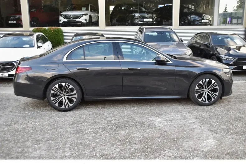 Mercedes-Benz E 200 (Clasa E) din 2024 cu 33.144 km - oferta MER205290 - foto 18