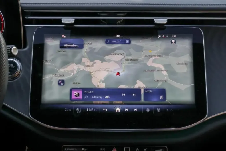 Mercedes-Benz E 220 (Clasa E) din 2025 cu 11.574 km - oferta MER205291 - foto 7