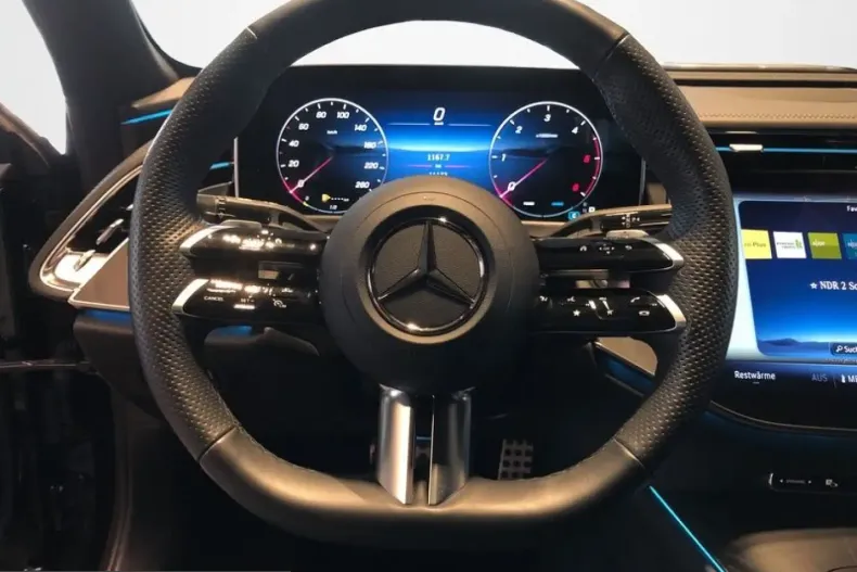 Mercedes-Benz E 220 (Clasa E) din 2025 cu 11.168 km - oferta MER205292 - foto 14