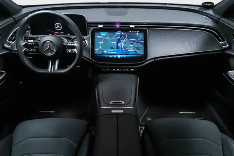 Mercedes-Benz E 220 (Clasa E) din 2025 cu 13.555 km - oferta MER205294 - foto 4