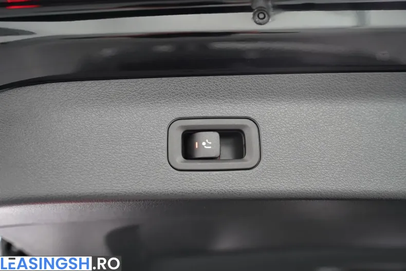 Mercedes-Benz GLS 450 (Clasa GLS) din 2024 cu 10.000 km - oferta MER205299 - foto 7