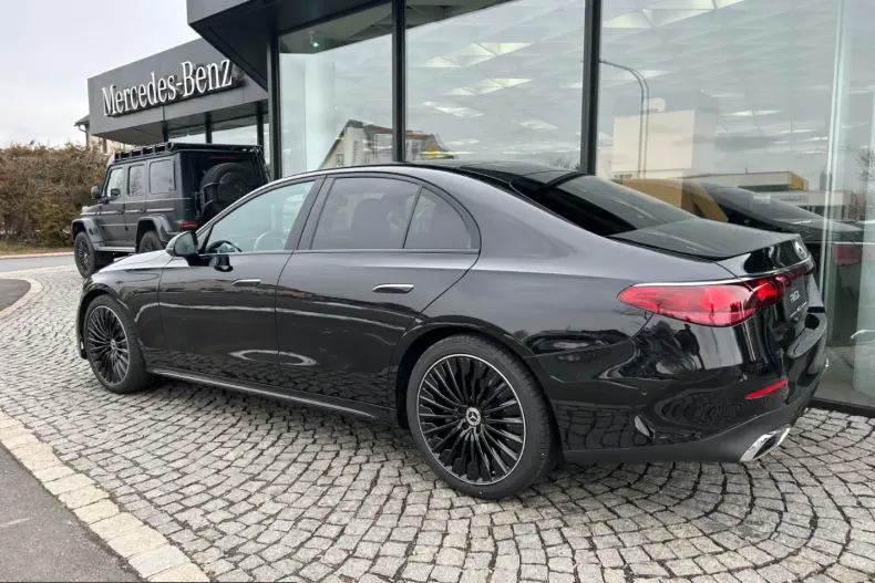 Mercedes-Benz E 220 (Clasa E) din 2024 cu 23.850 km - oferta MER205303 - foto 5