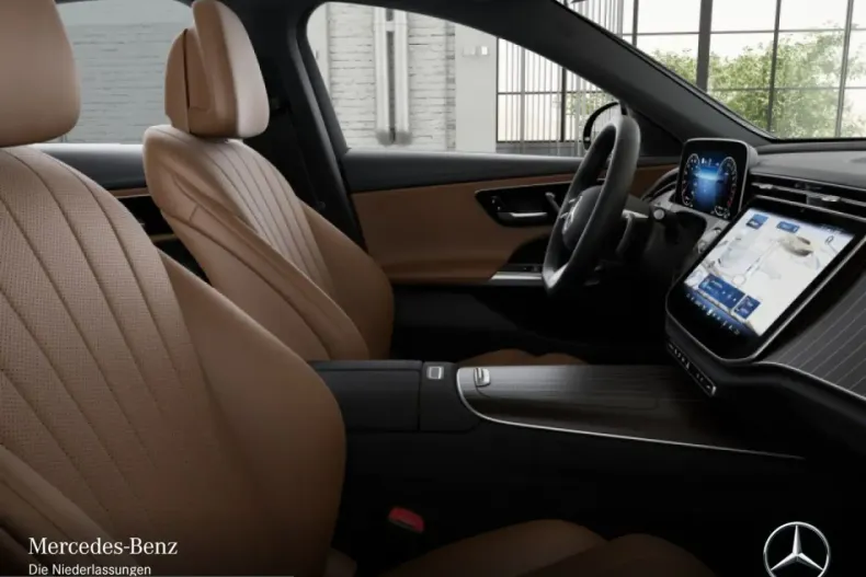 Mercedes-Benz E 300 (Clasa E) din 2024 cu 33.531 km - oferta MER205304 - foto 11