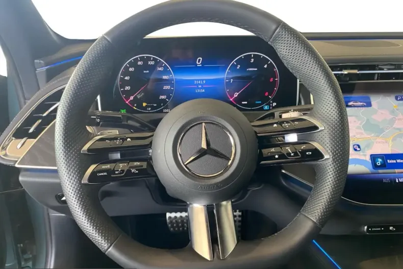 Mercedes-Benz E 220 (Clasa E) din 2024 cu 13.148 km - oferta MER205306 - foto 9