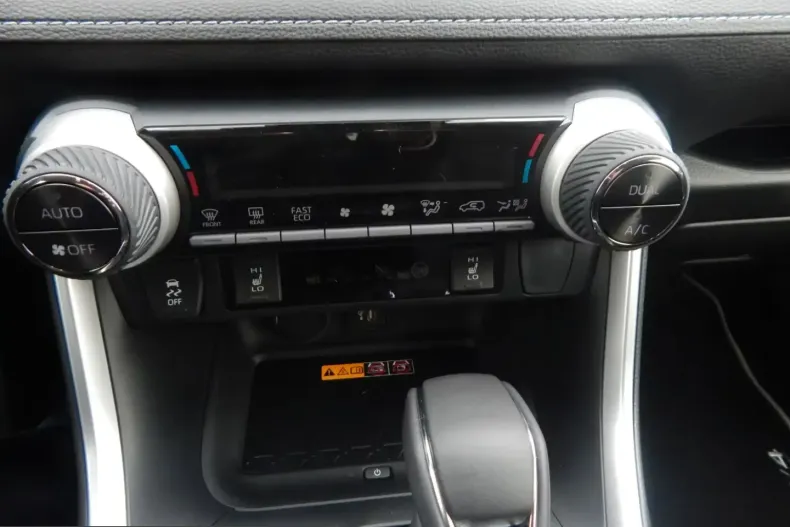 Toyota RAV4 din 2025 cu 100 km - oferta TOY205311 - foto 7