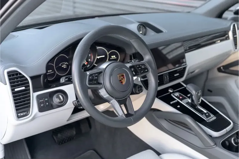 Porsche Cayenne din 2022 cu 34.787 km - oferta POR205312 - foto 9