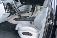 Porsche Cayenne din 2022 cu 34.787 km - oferta POR205312 - foto 13