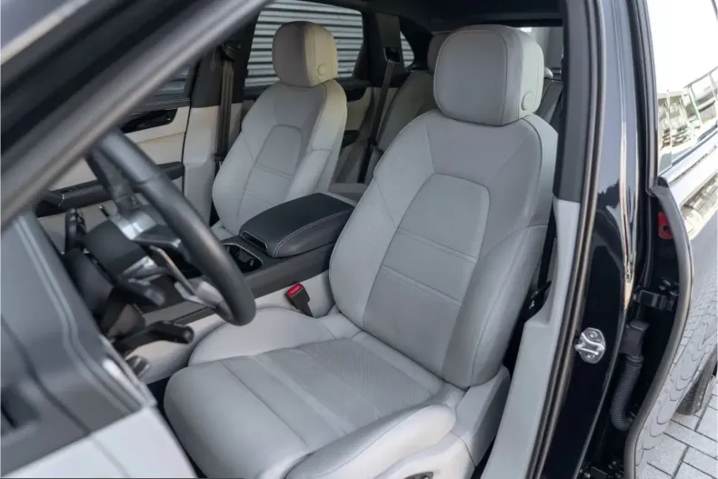 Porsche Cayenne din 2022 cu 34.787 km - oferta POR205312 - foto 42