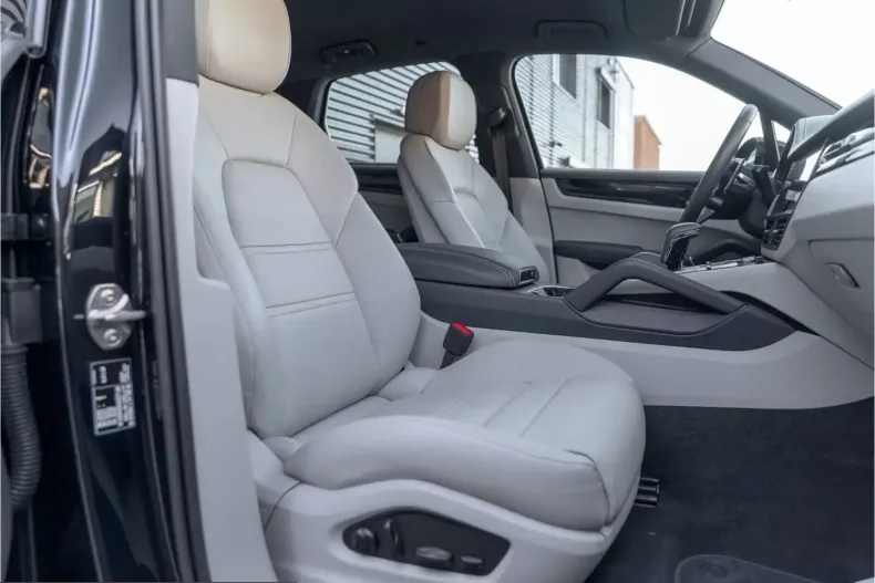 Porsche Cayenne din 2022 cu 34.787 km - oferta POR205312 - foto 43