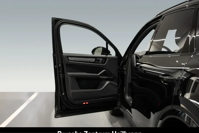 Porsche Cayenne din 2023 cu 42.860 km - oferta POR205314 - foto 22