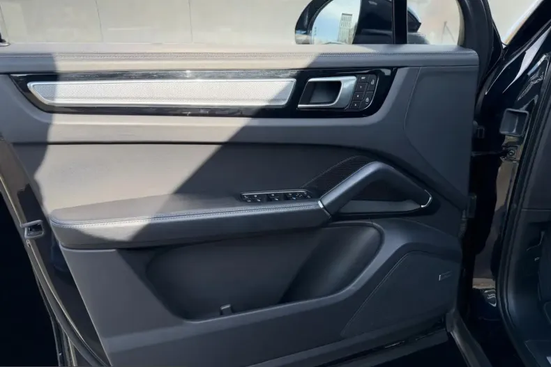 Porsche Cayenne din 2022 cu 86.000 km - oferta POR205316 - foto 14