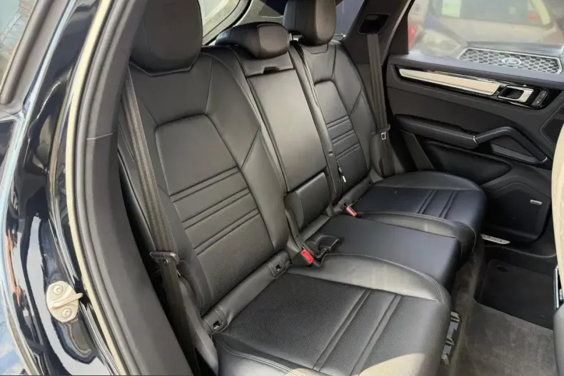 Porsche Cayenne din 2022 cu 86.000 km - oferta POR205316 - foto 19