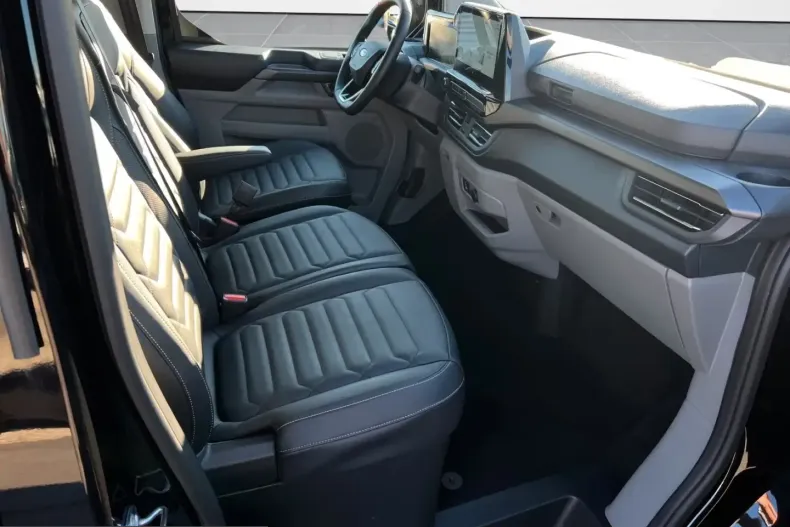 Ford Tourneo Custom din 2025 cu 22.152 km - oferta FOR205317 - foto 15