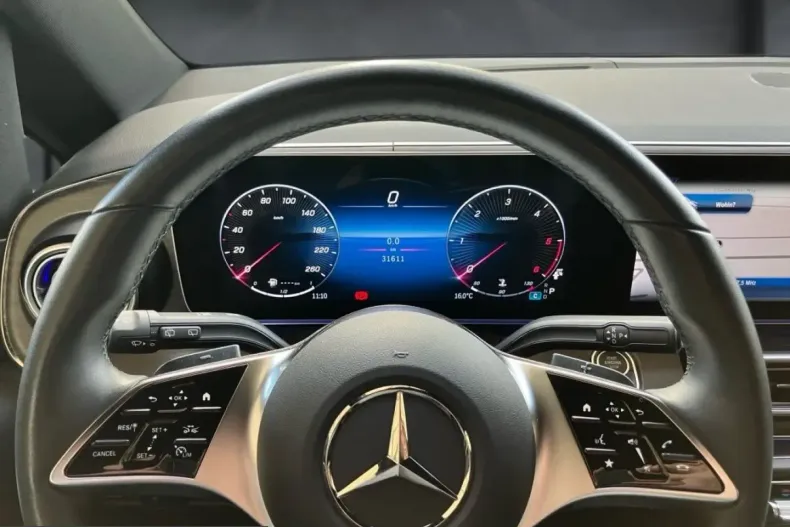 Mercedes-Benz V 300 (Clasa V) din 2024 cu 31.700 km - oferta MER205320 - foto 10