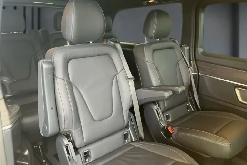 Mercedes-Benz V 300 (Clasa V) din 2024 cu 31.700 km - oferta MER205320 - foto 13