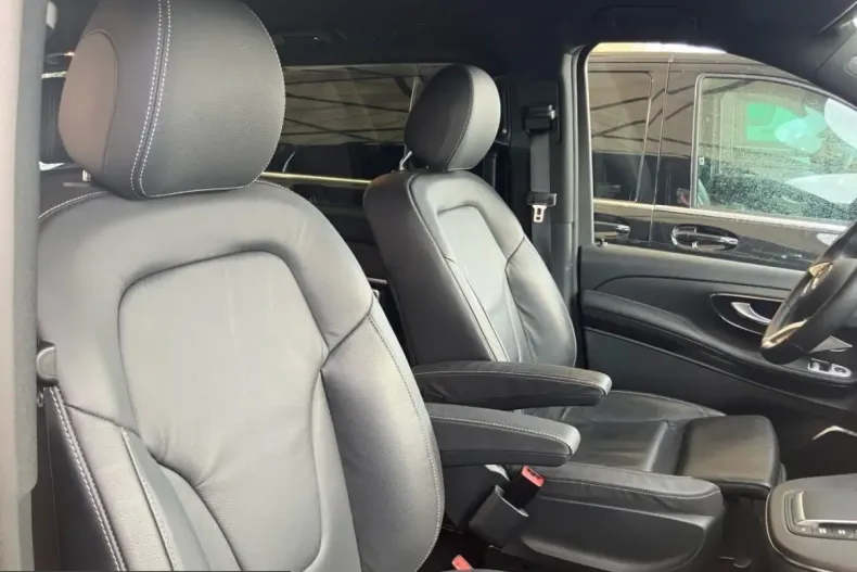 Mercedes-Benz V 300 (Clasa V) din 2024 cu 31.700 km - oferta MER205320 - foto 17