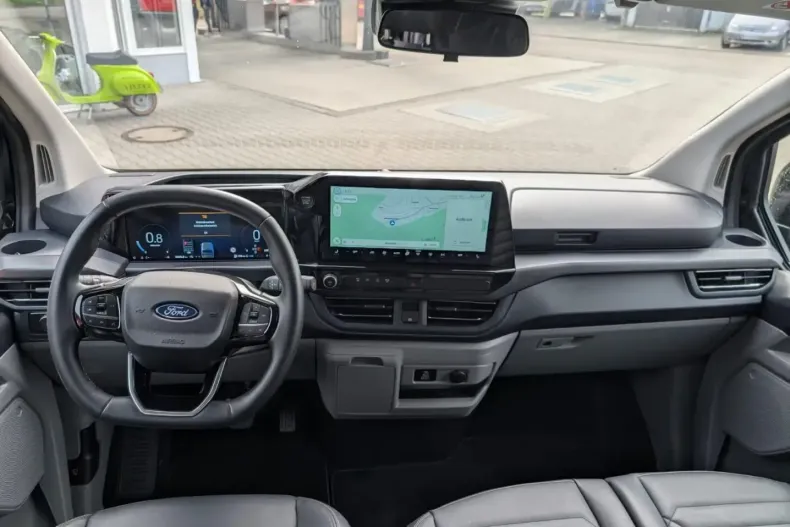 Ford Tourneo Custom din 2025 cu 40.223 km - oferta FOR205322 - foto 5