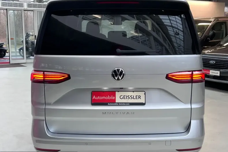 Volkswagen T7 Multivan din 2023 cu 82.009 km - oferta VOL205323 - foto 7