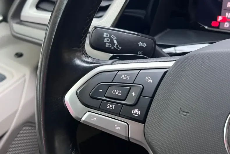 Volkswagen T7 Multivan din 2023 cu 82.009 km - oferta VOL205323 - foto 19