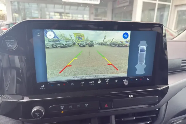 Ford Tourneo Custom din 2024 cu 47.133 km - oferta FOR205324 - foto 16