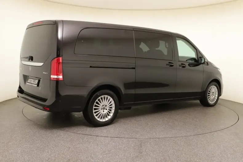 Mercedes-Benz V 300 (Clasa V) din 2024 cu 46.884 km - oferta MER205325 - foto 3