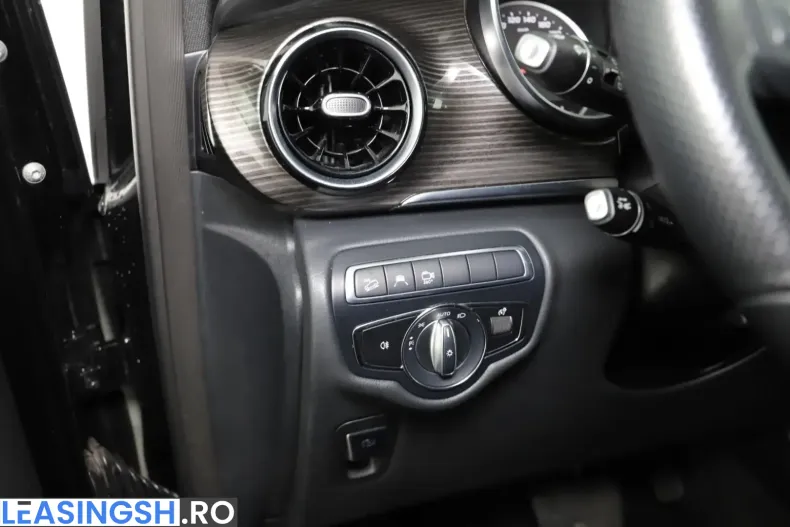 Mercedes-Benz V 300 (Clasa V) din 2024 cu 46.884 km - oferta MER205325 - foto 7