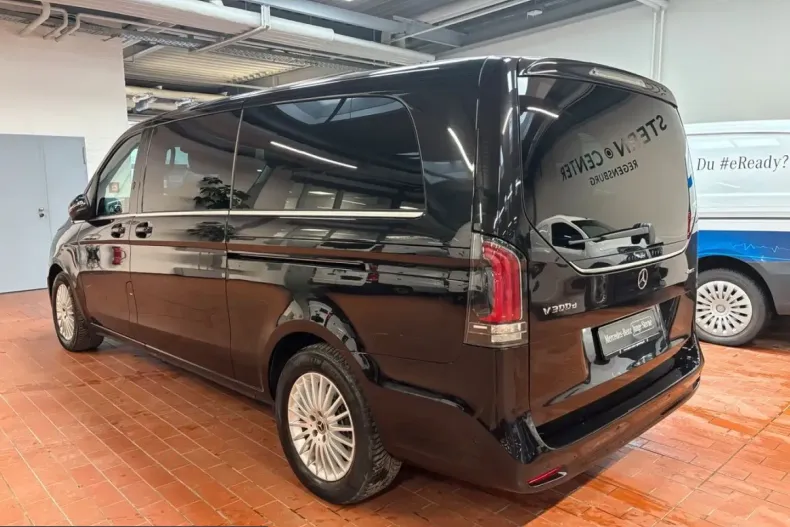 Mercedes-Benz V 300 (Clasa V) din 2024 cu 41.300 km - oferta MER205327 - foto 4