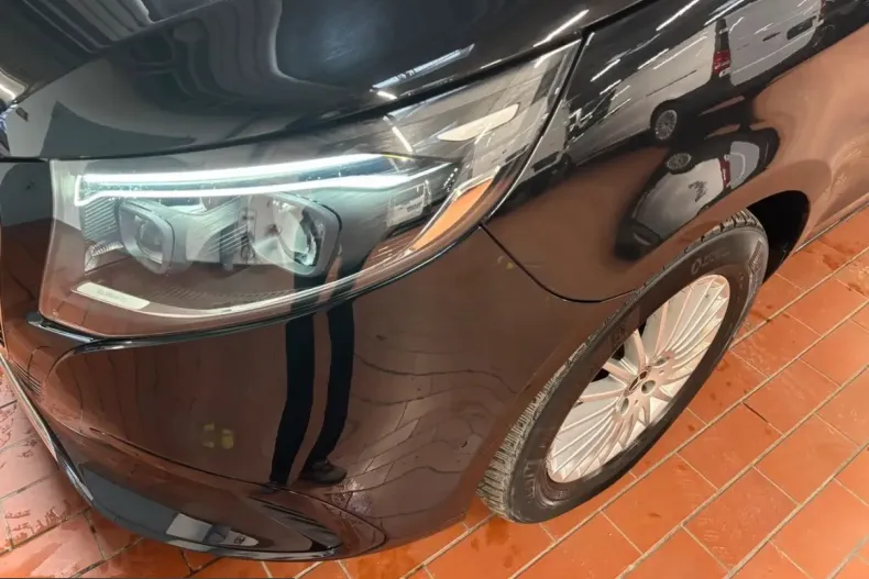 Mercedes-Benz V 300 (Clasa V) din 2024 cu 41.300 km - oferta MER205327 - foto 6