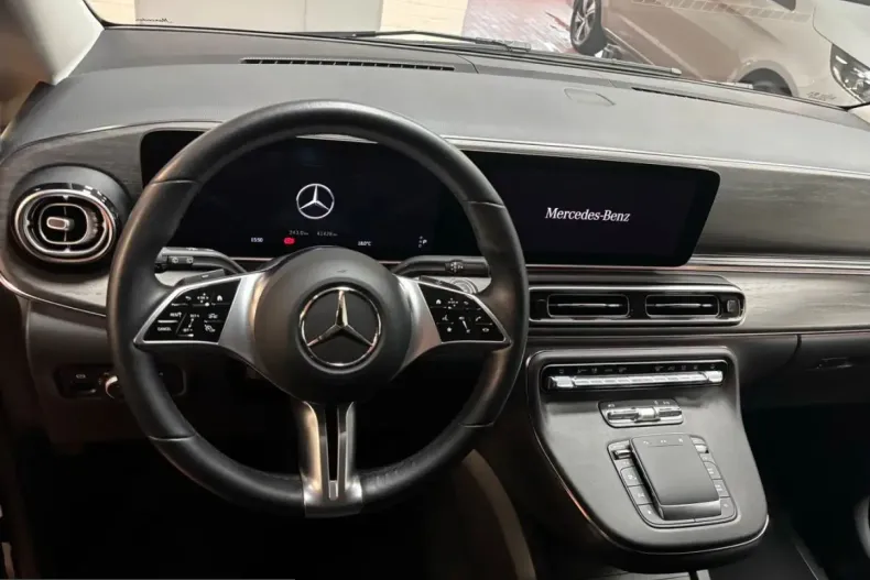 Mercedes-Benz V 300 (Clasa V) din 2024 cu 41.300 km - oferta MER205327 - foto 7