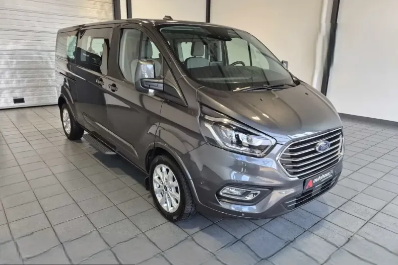 Ford Tourneo Custom din 2023 cu 60.145 km - oferta FOR205329 - foto 3