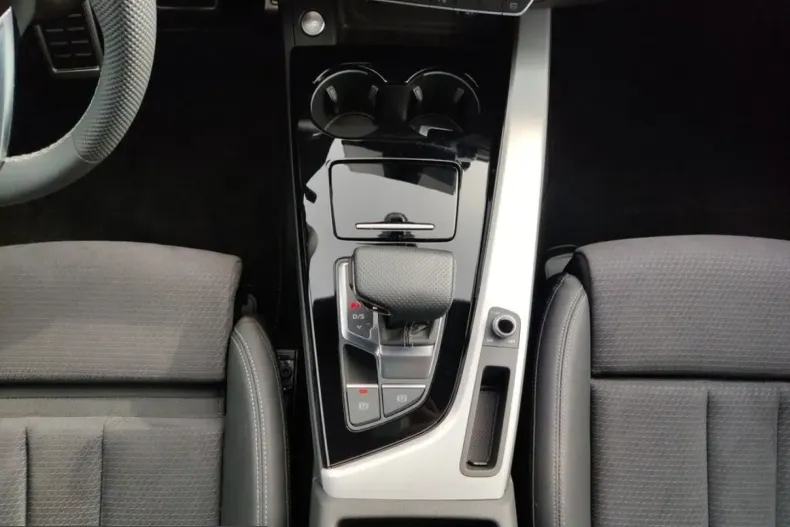 Audi A4 din 2024 cu 16.000 km - oferta AUD205330 - foto 12