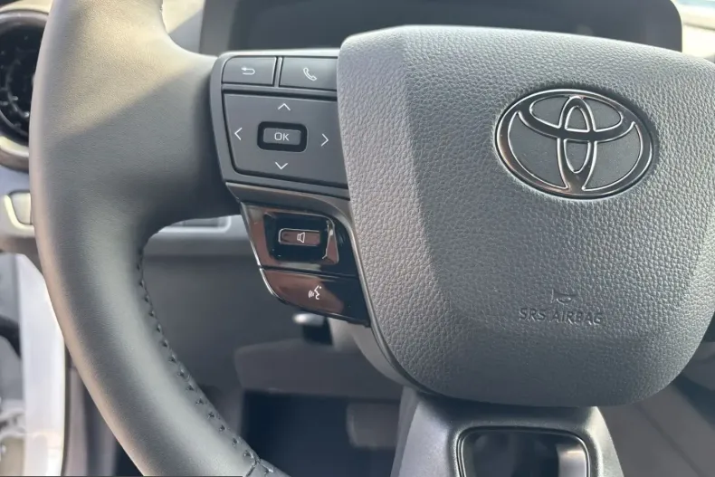 Toyota C-HR din 2025 cu 12.211 km - oferta TOY205331 - foto 17