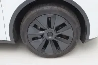 Tesla Model Y din 2024 cu 17.483 km - oferta TES205332 - foto 9