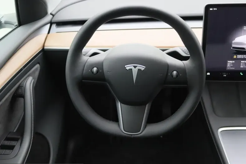 Tesla Model Y din 2024 cu 17.483 km - oferta TES205332 - foto 18