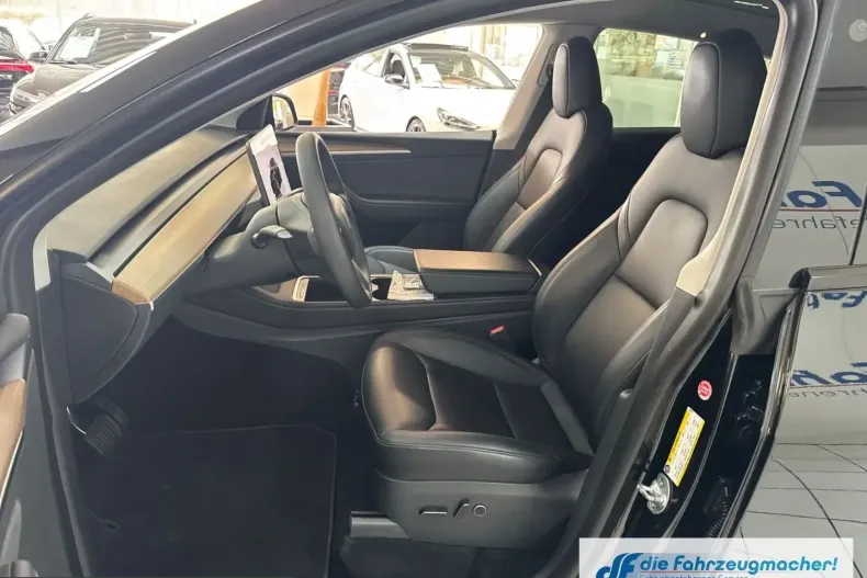 Tesla Model Y din 2024 cu 50.000 km - oferta TES205334 - foto 14