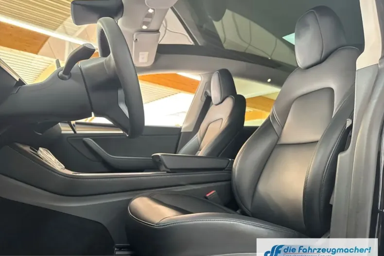 Tesla Model Y din 2024 cu 50.000 km - oferta TES205334 - foto 17