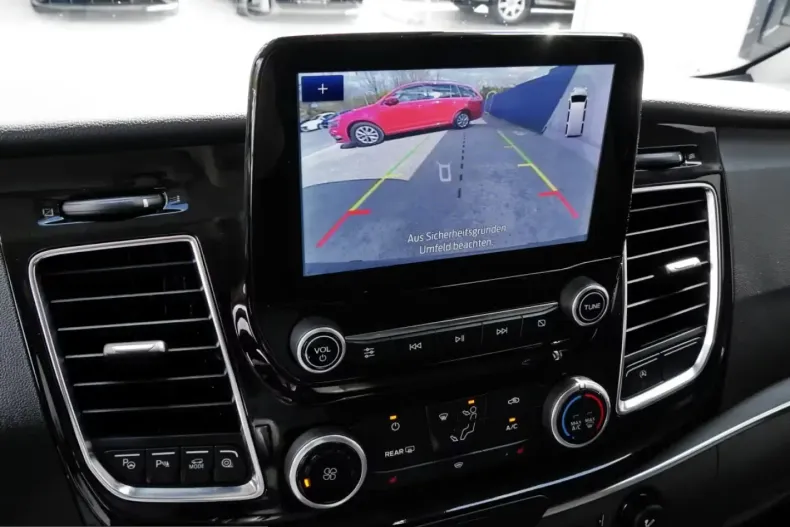 Ford Tourneo Custom din 2022 cu 50.200 km - oferta FOR205337 - foto 9