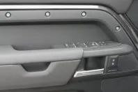 Land Rover Defender din 2024 cu 27.355 km - oferta LAN205338 - foto 14