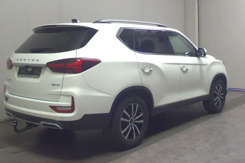 Ssangyong REXTON din 2023 cu 47.875 km - oferta SSA205343 - foto 4