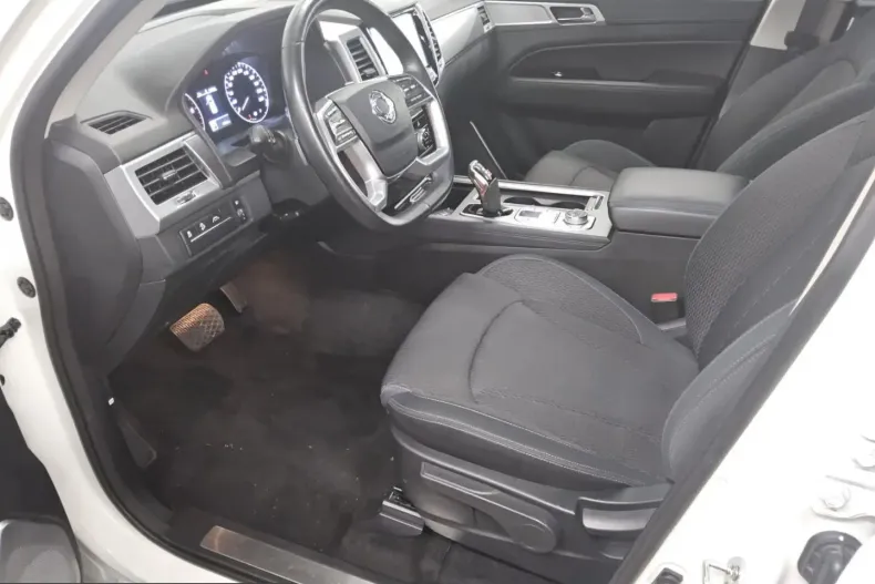 Ssangyong REXTON din 2023 cu 47.875 km - oferta SSA205343 - foto 8