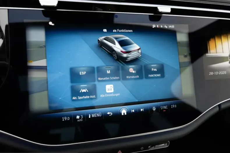 Mercedes-Benz E 200 (Clasa E) din 2025 cu 11.450 km - oferta MER205346 - foto 16