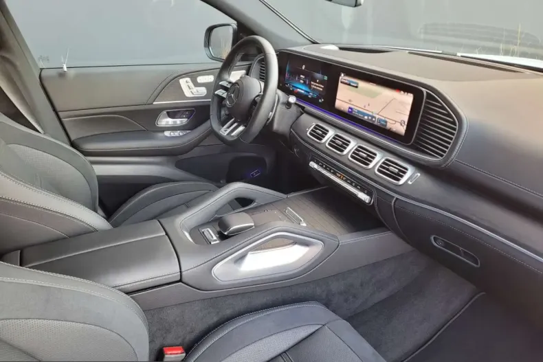 Mercedes-Benz GLE 53 AMG (Clasa GLE) din 2025 cu 4.766 km - oferta MER205355 - foto 12