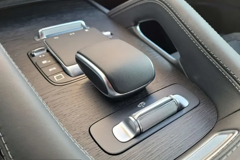 Mercedes-Benz GLE 53 AMG (Clasa GLE) din 2025 cu 4.766 km - oferta MER205355 - foto 26