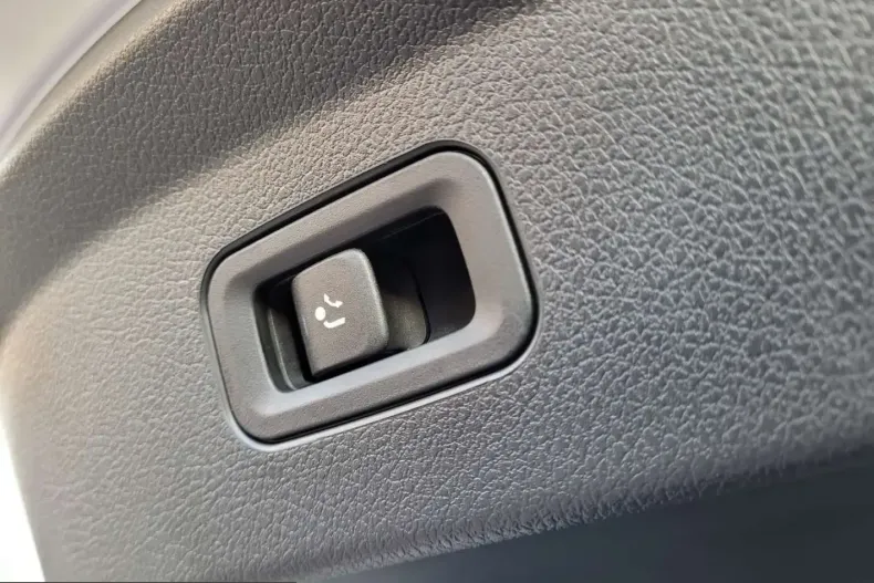 Mercedes-Benz GLE 53 AMG (Clasa GLE) din 2025 cu 4.766 km - oferta MER205355 - foto 29