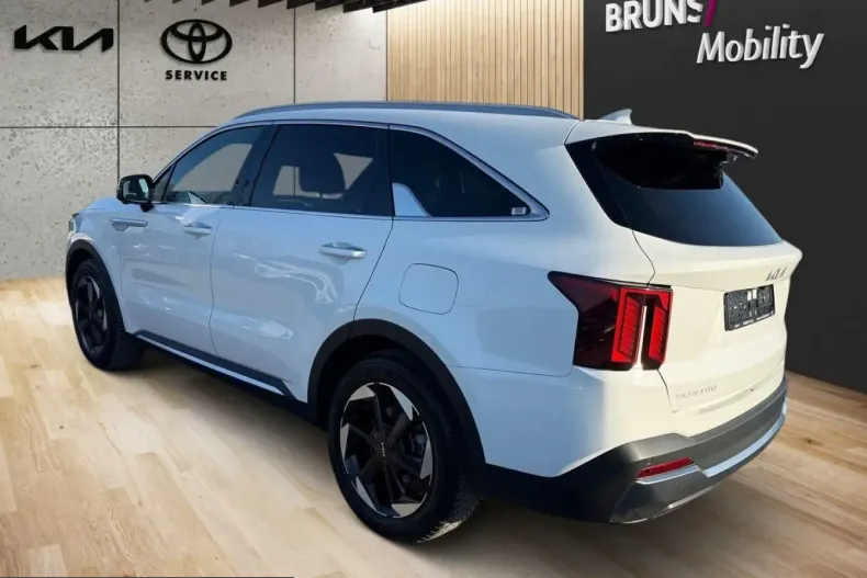 Kia Sorento din 2025 cu 22.341 km - oferta KIA205356 - foto 4