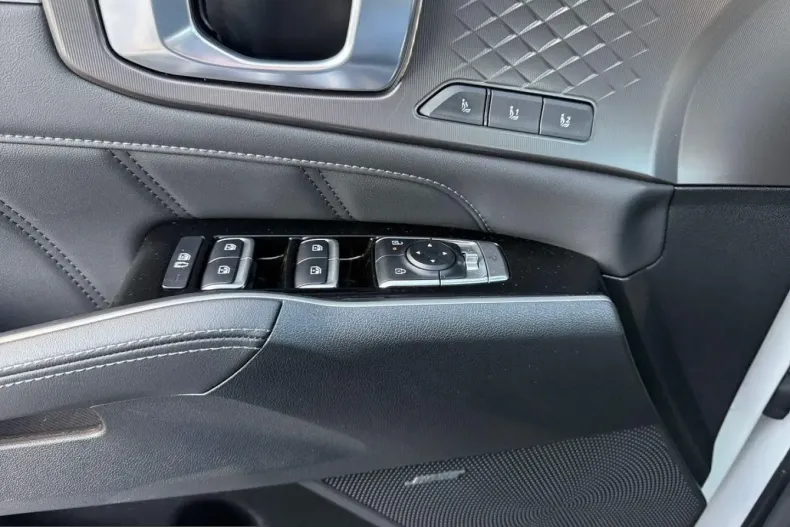 Kia Sorento din 2025 cu 22.341 km - oferta KIA205356 - foto 17