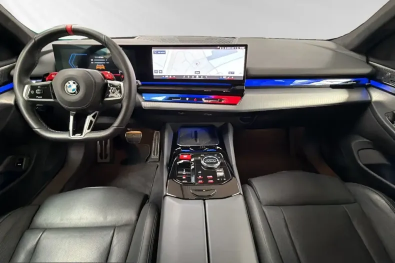 BMW M5 (Seria 5) din 2025 cu 10.650 km - oferta BMW205363 - foto 8