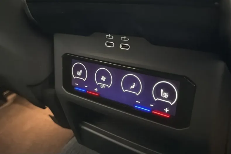 BMW M5 (Seria 5) din 2025 cu 10.650 km - oferta BMW205363 - foto 17