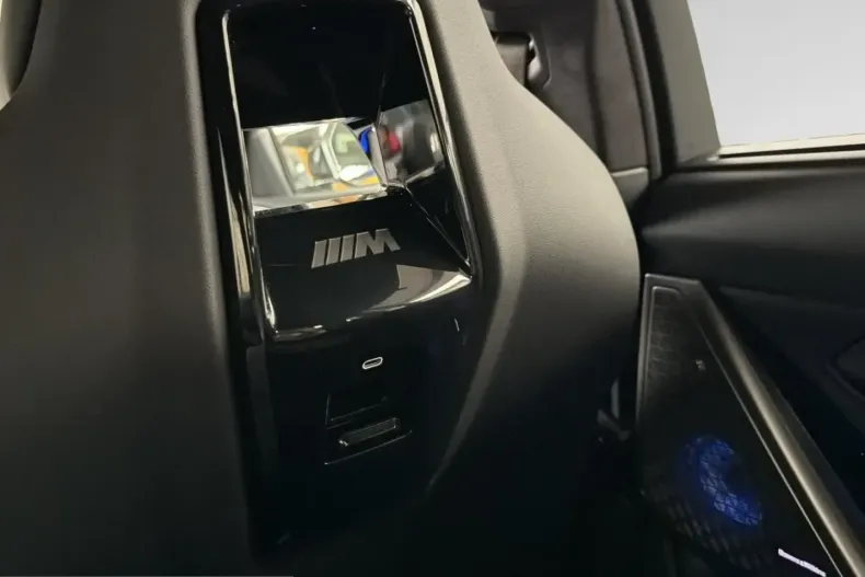 BMW M5 (Seria 5) din 2025 cu 10.650 km - oferta BMW205363 - foto 18