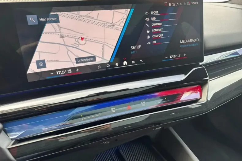 BMW M5 (Seria 5) din 2025 cu 11.483 km - oferta BMW205364 - foto 6